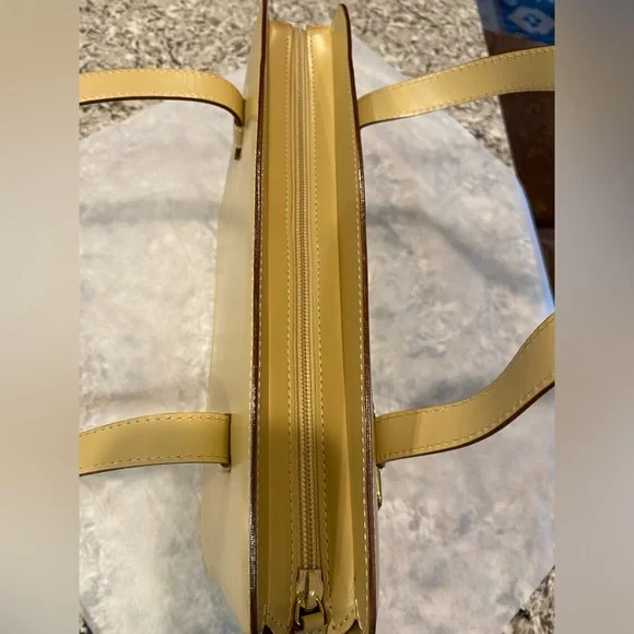 SALE! Authentic Bally shoulder bag - Picture 8 of 16